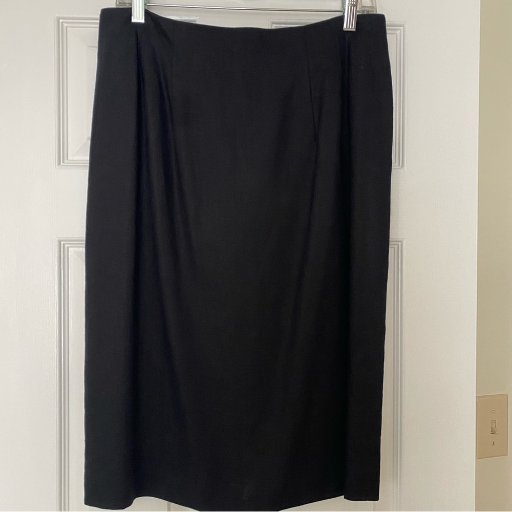 NWT Valerie Steven’s Black Linen Lined Skirt Size 16W Elastic Waste